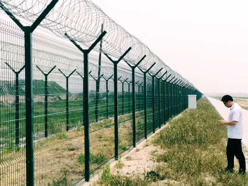 北京大興新機場圍界斧形刀刺案例圖片2